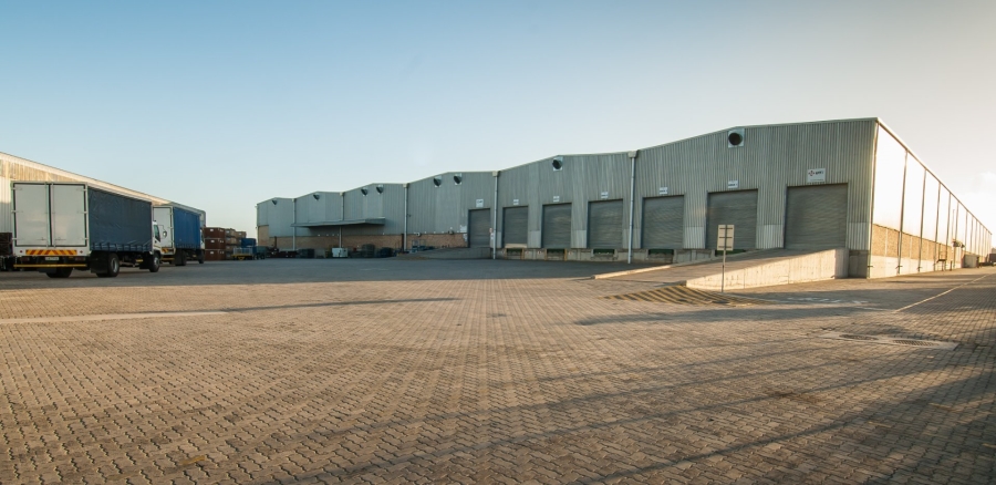 To Let Commercial Property for Rent in Struandale Industrial Eastern Cape